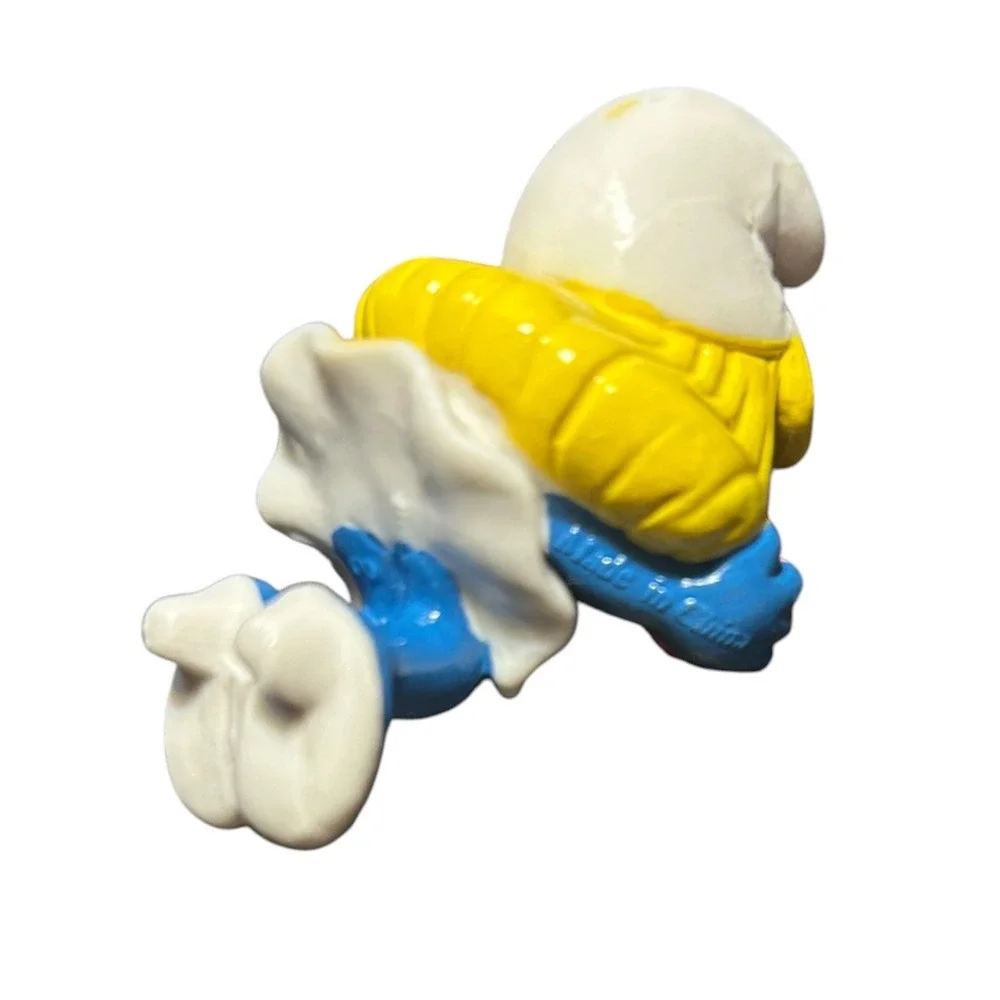 Vintage Schleich Super Smurf Smurfette Vanity Table Germany China Variant